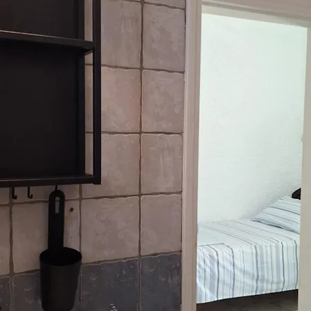 Mike'splace Antiparos Town